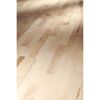 Heller Holzfußboden aus Bergahorn