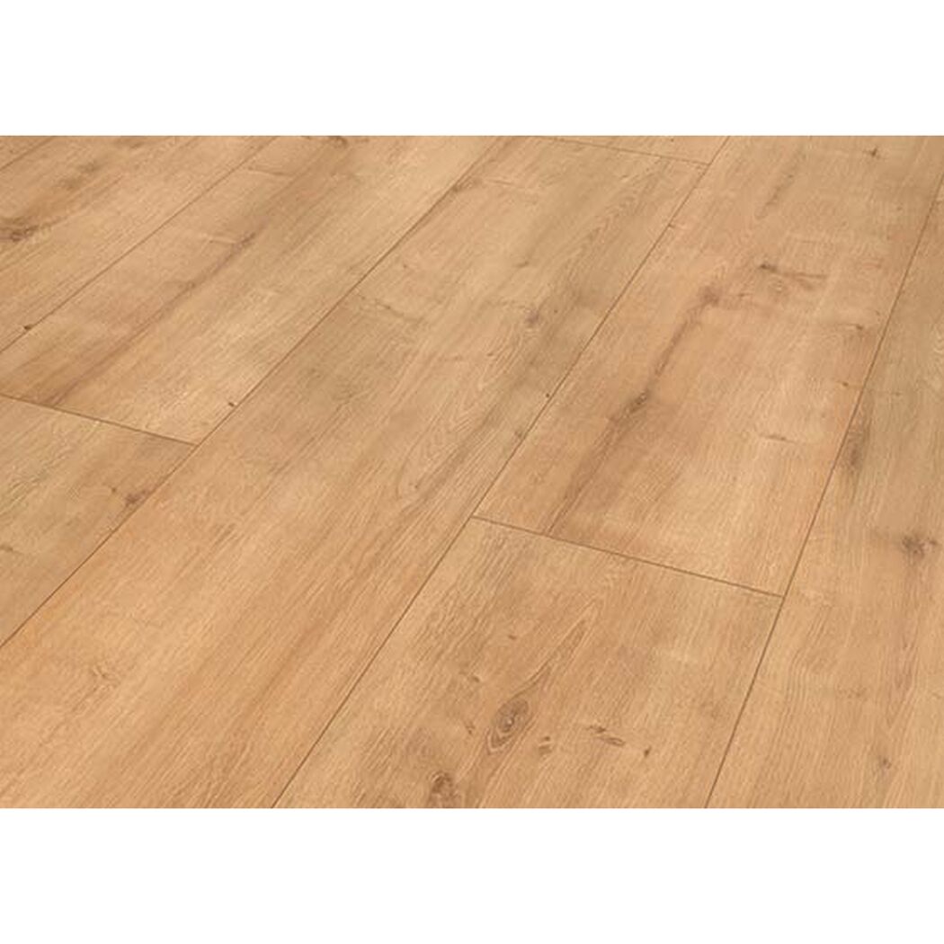 Helles Laminat in Holzoptik