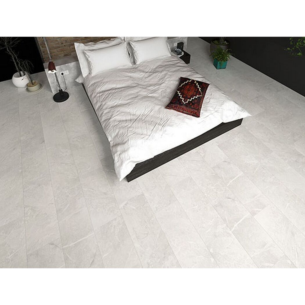 Laminat Granit weiss NK32/8 mm WR in Schlafzimmer