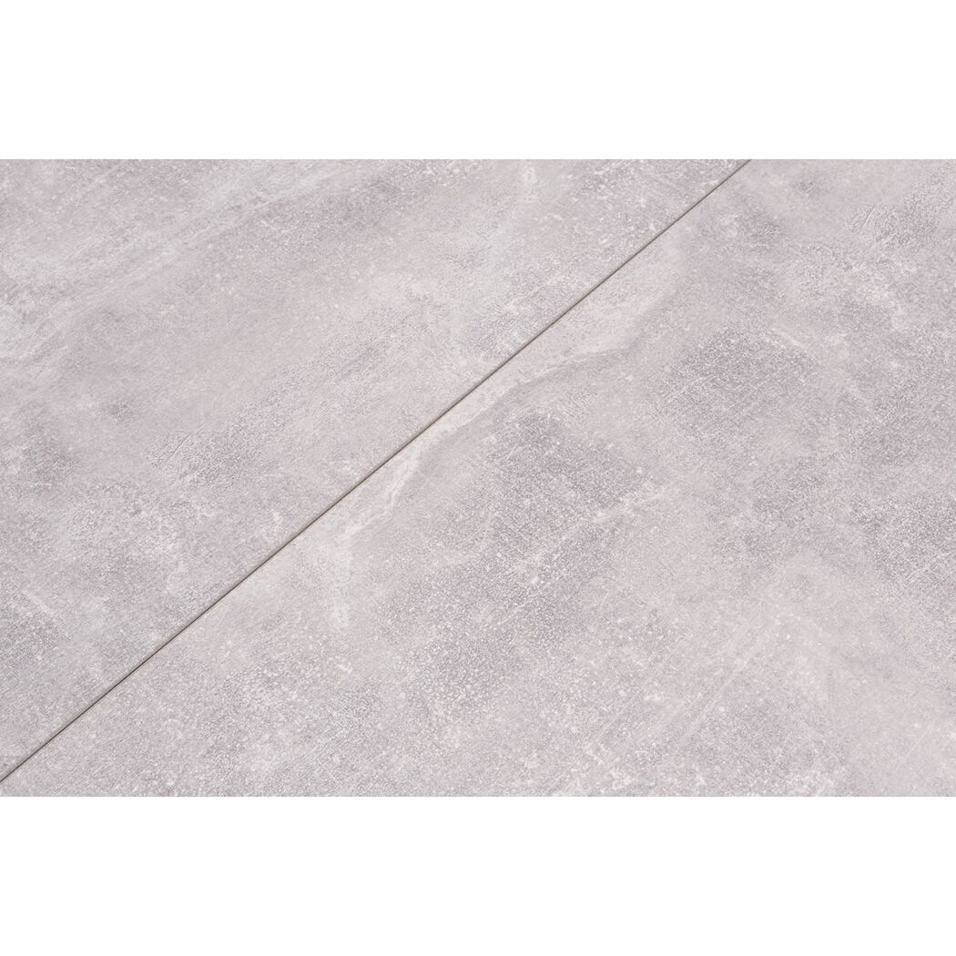 Helles Laminat in Estrich-Optik