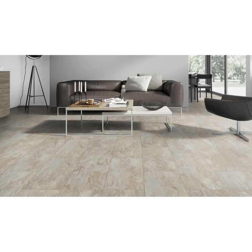 Wohnzimmer mit Laminat Buntschiefer