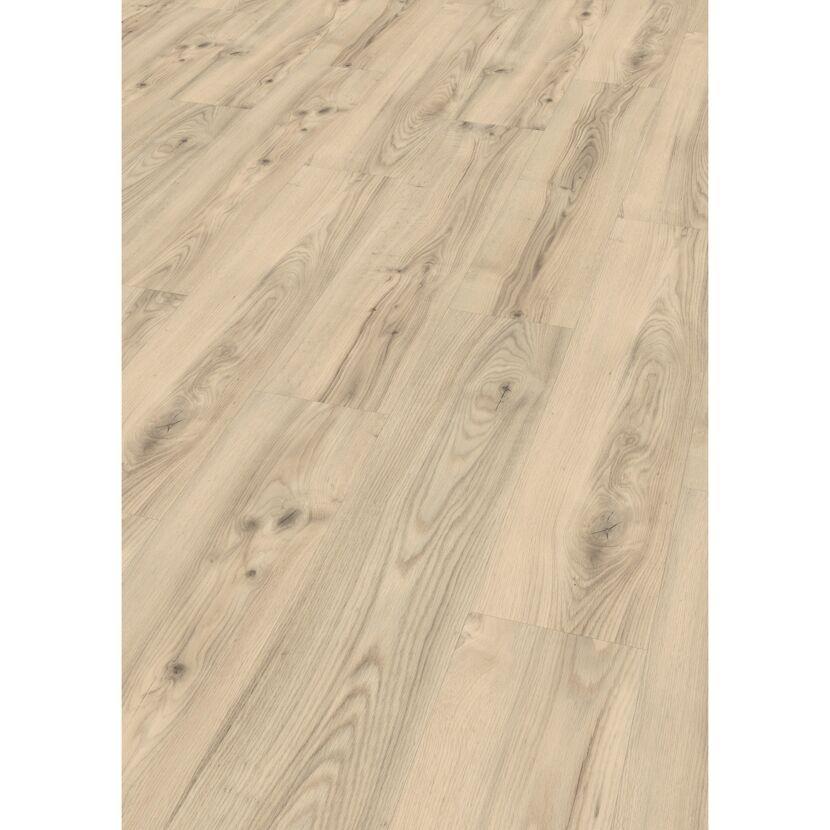 Heller Holzboden in Nahaufnahme.