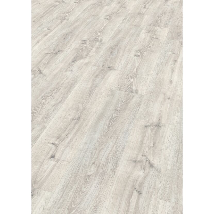 Heller Designboden in Holzoptik