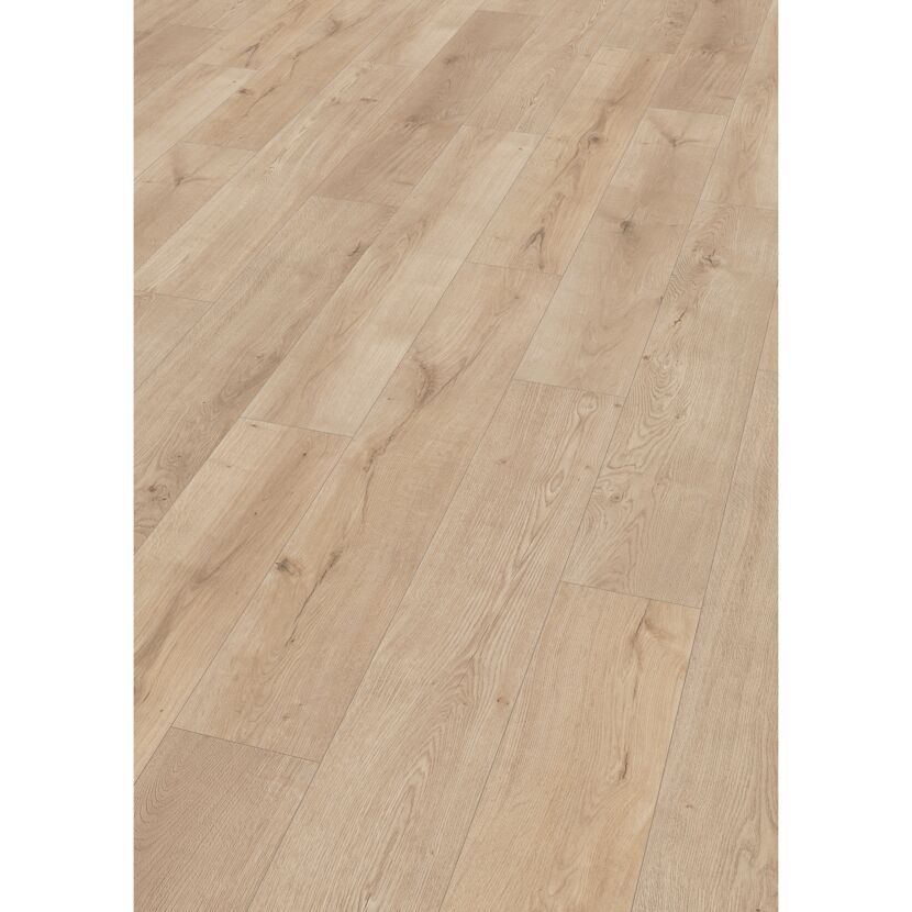Helles Laminat Classic Eiche