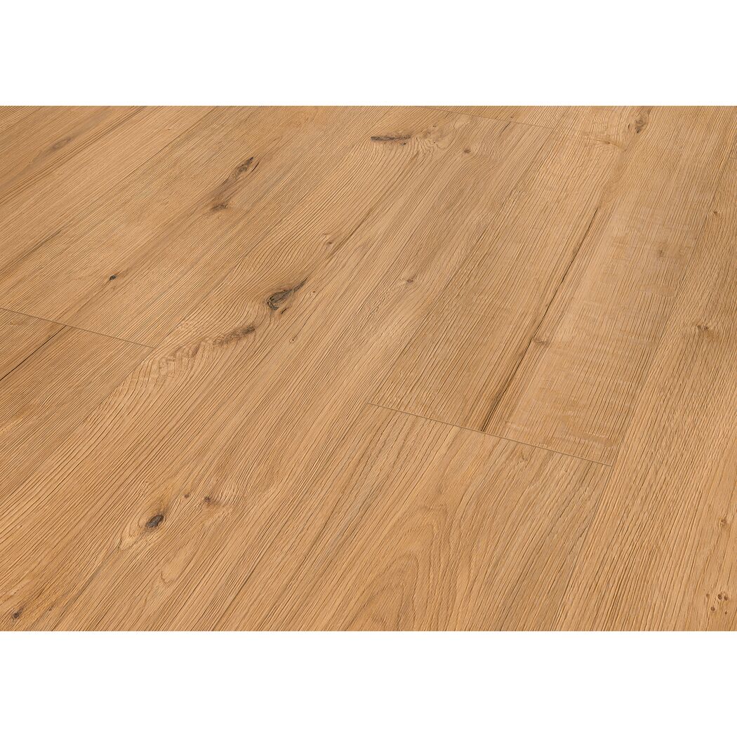 Heller Laminatboden mit Maserung
