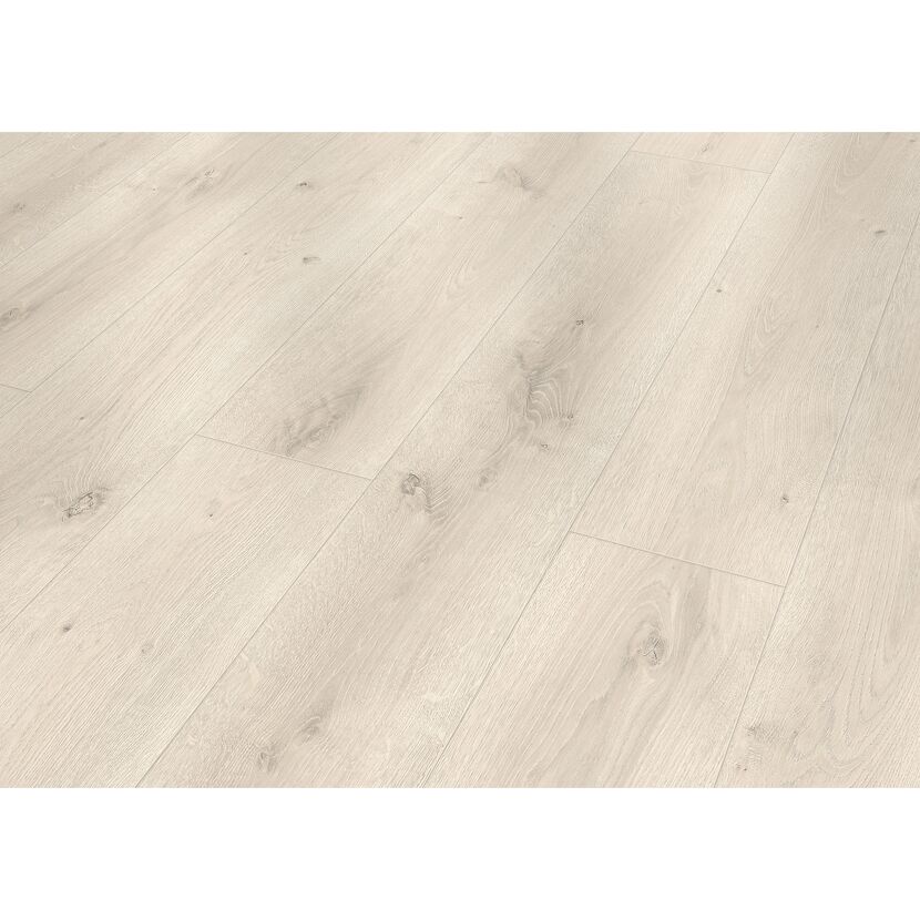Heller Laminatboden in Holzoptik