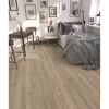 Heller Laminatboden in einem Schlafzimmer