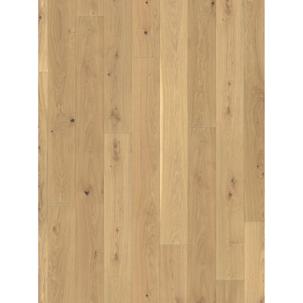 Heller Holzboden aus Eichenholz