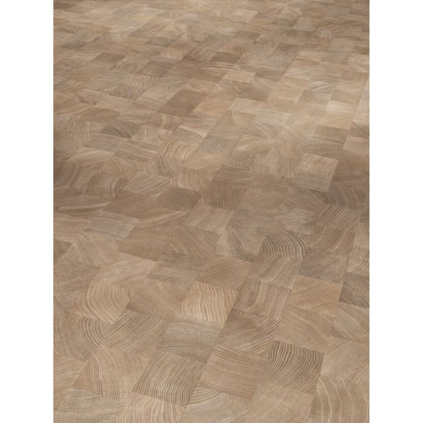 Heller Laminatboden in Fliesenoptik