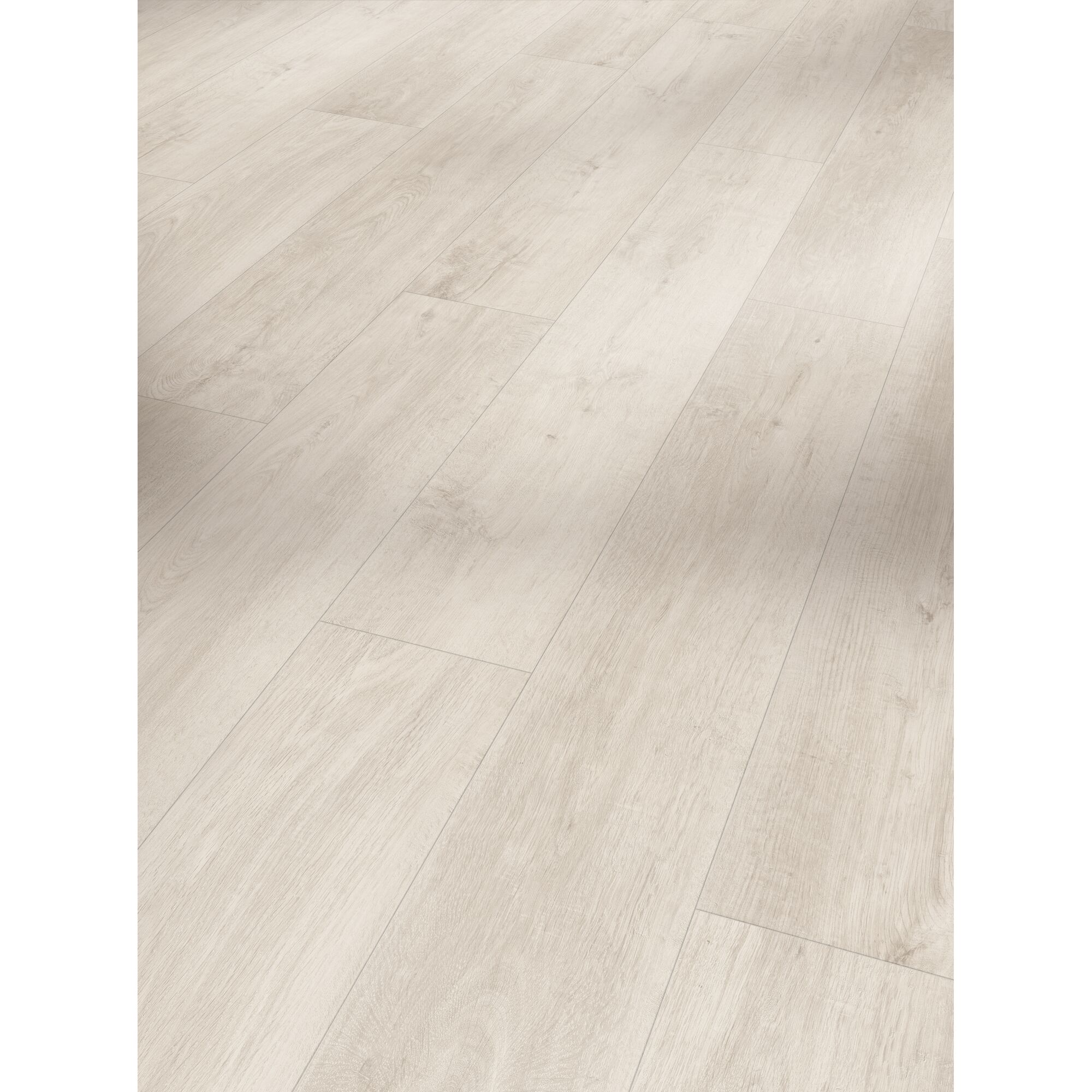 Heller Laminatboden in Holzoptik