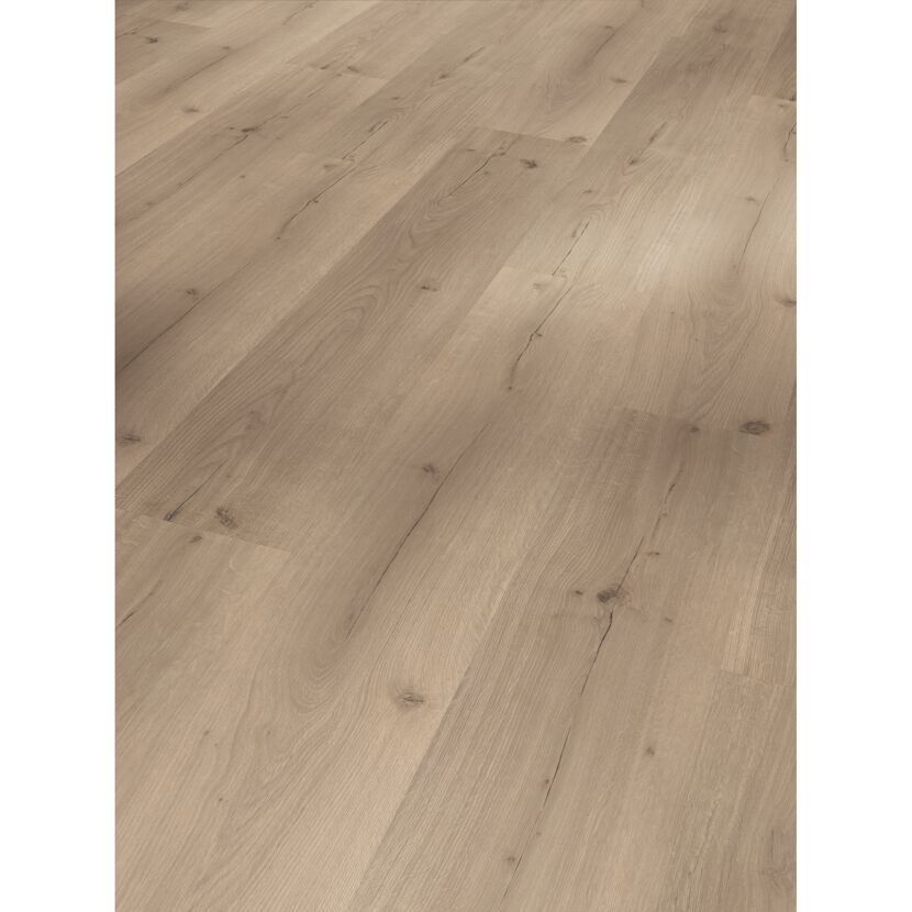 Heller Holzboden mit Maserung