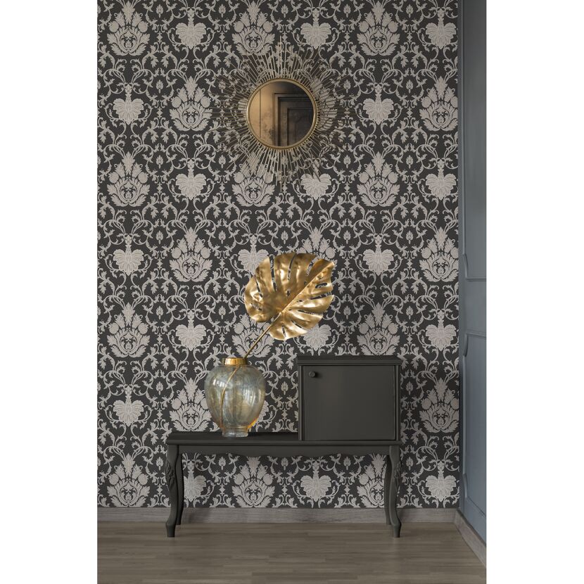 Schwarze Tapete mit hellem Ornamentmuster