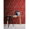 Zimmer mit roter Ornamenttapete Bude II