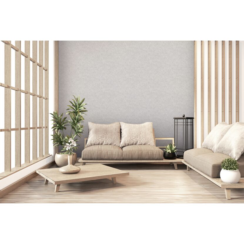 Wohnzimmer mit hellen Holzmöbeln und grauer Wand