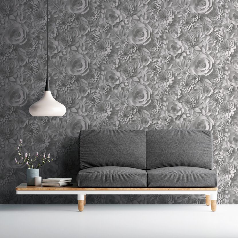 Graue Blumentapete mit Sofa und Tisch