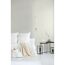 Schlafzimmer mit beiger Vliestapete "Shades of White" mit Streifenmuster
