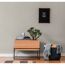 Beige Vliestapete Shades of White im Wohnraum