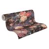 Rolle Tapete mit buntem Blumenmuster auf dunklem Hintergrund