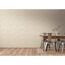 Beige Vliestapete "The BoS Betonwand" im Esszimmer
