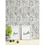 Vliestapete attractive 2 mit grauem Blumenmuster