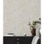 Beige Vliestapete mit silber-grauem Blumenmuster