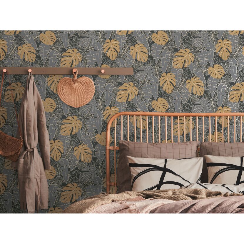 Schlafzimmer mit Vliestapete Bananenblatt Muster