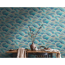 Blaue Vliestapete Mesto mit Wellenmuster an der Wand