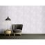 Zimmer mit Farn-Vliestapete an der Wand
