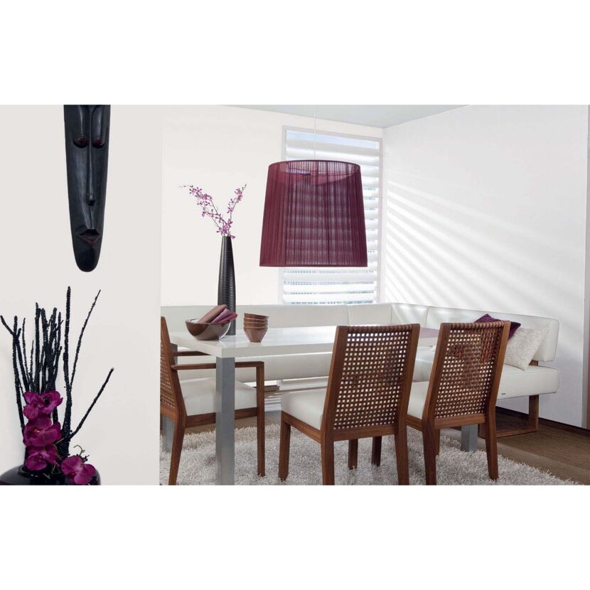 Esszimmer mit beiger Wandfarbe