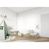 Kinderzimmer mit Tipi und Kindertisch