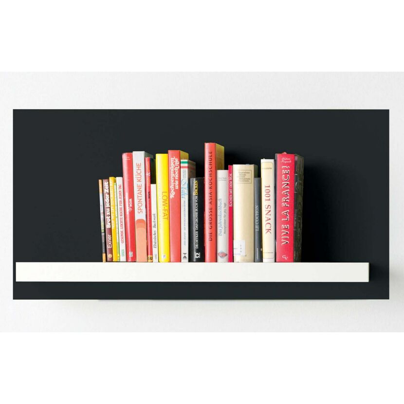 Bücherregal mit Kochbüchern