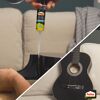 Person klebt Gitarre mit Pattex Kraft Mix
