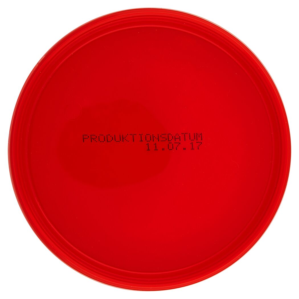 Roter Deckel mit Produktionsdatum