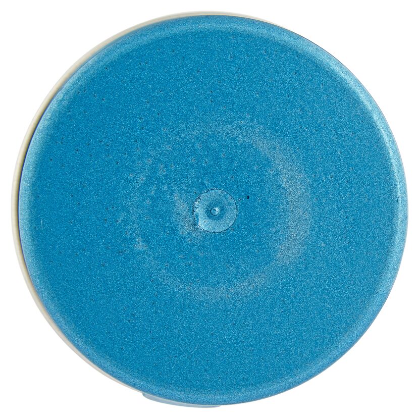 Unterseite einer Sprühdose mit blauer Farbe.