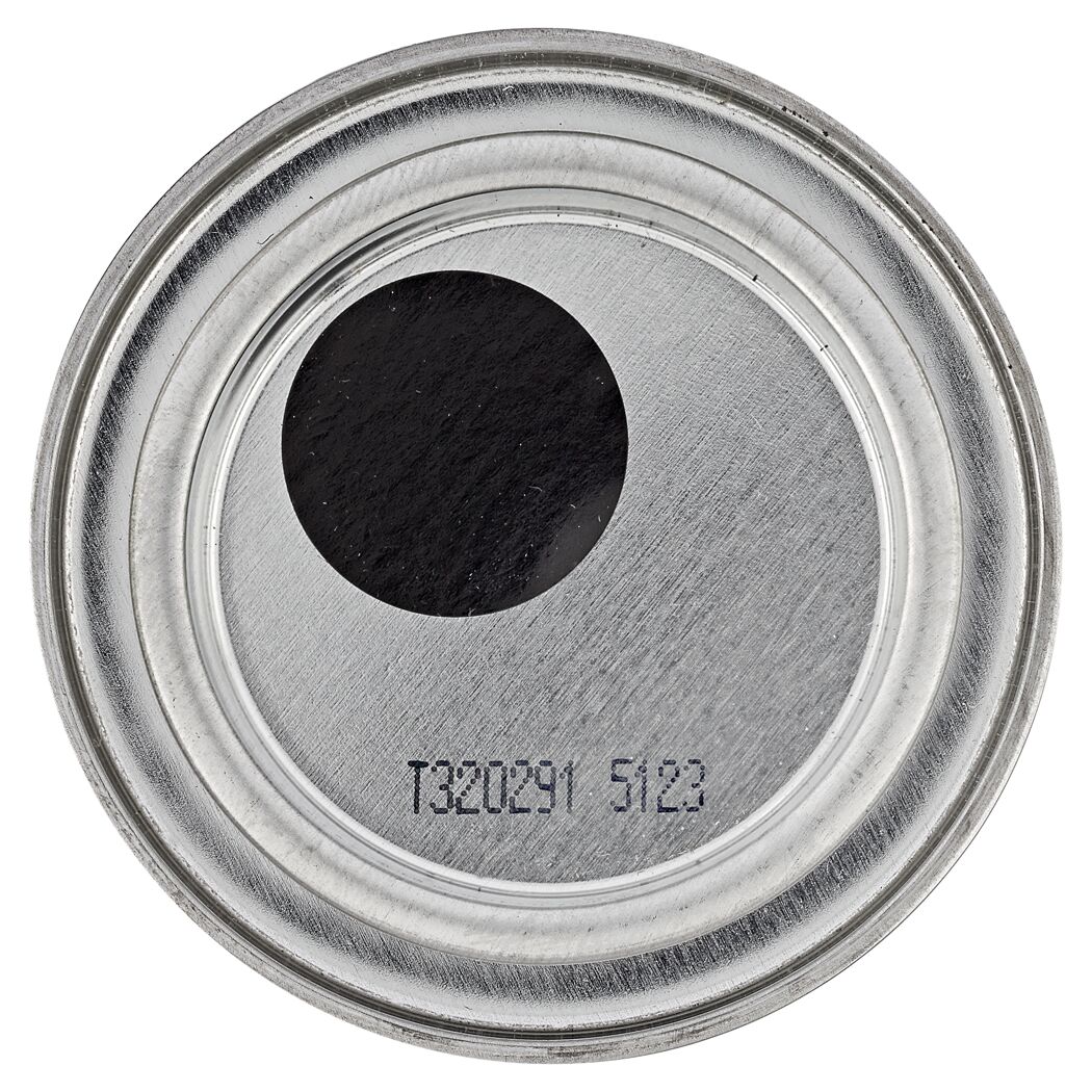 Metalldeckel einer Farbdose mit schwarzem Farbklecks.