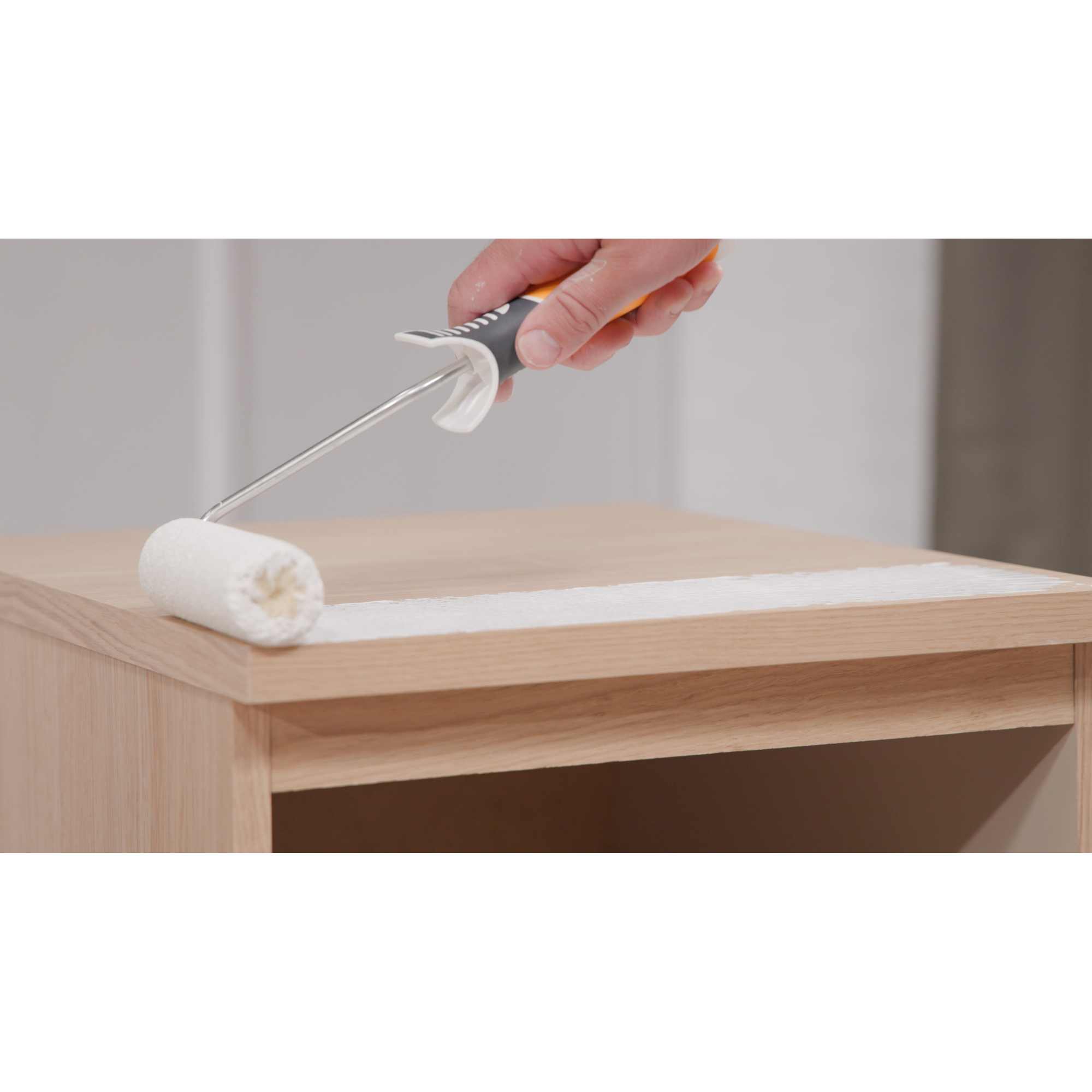 Renovierfarbe für Möbel- und Küchenfronten weiß seidenmatt 2,5 l