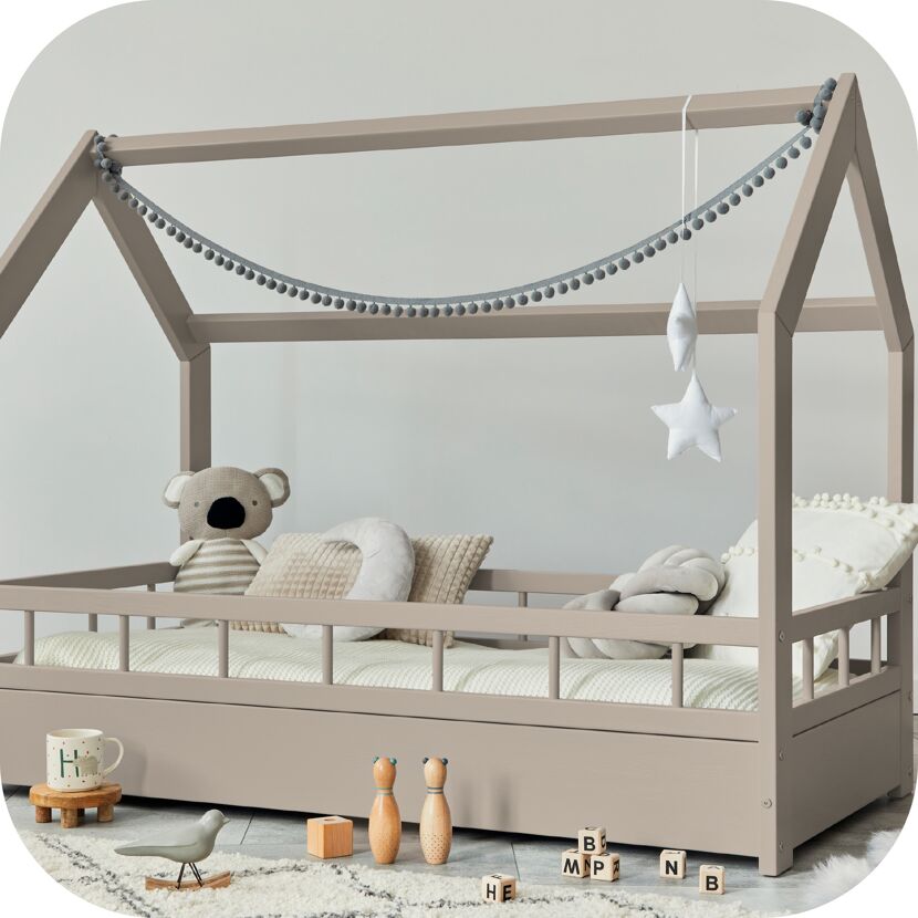 Kinderbett in Hausform