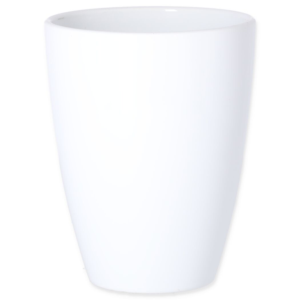 Weißer Übertopf Lea, 18 cm hoch.
