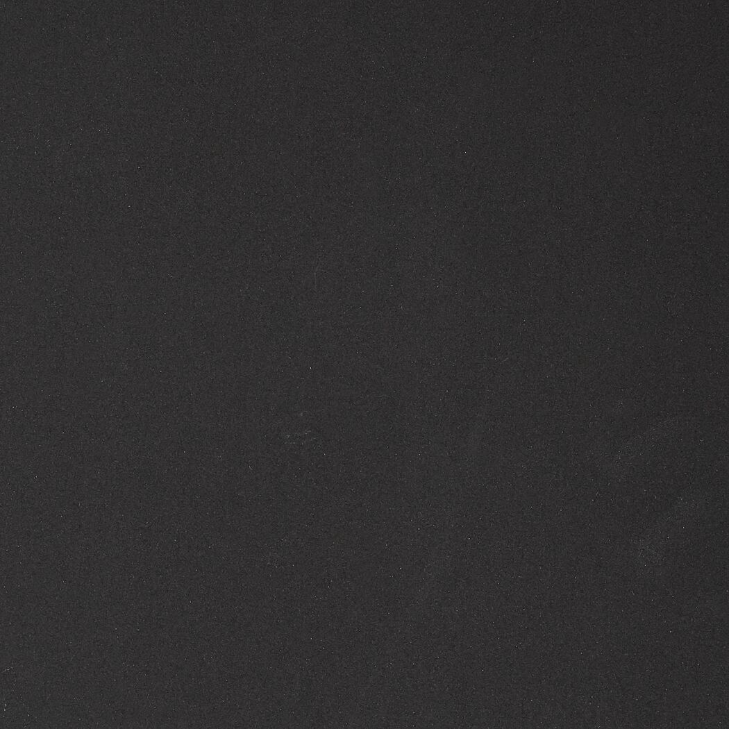 Nahaufnahme von schwarzem Schleifpapier