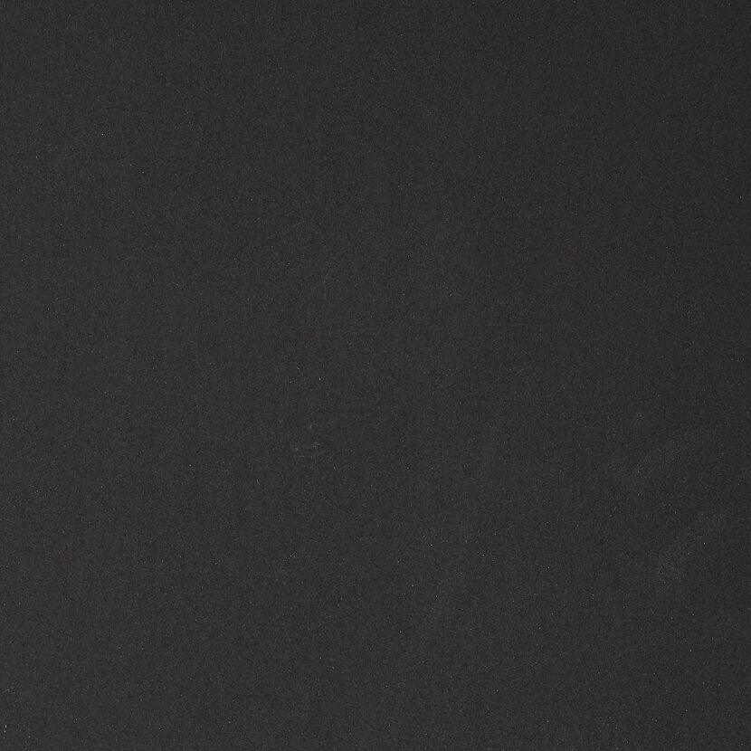 Nahaufnahme von schwarzem Schleifpapier
