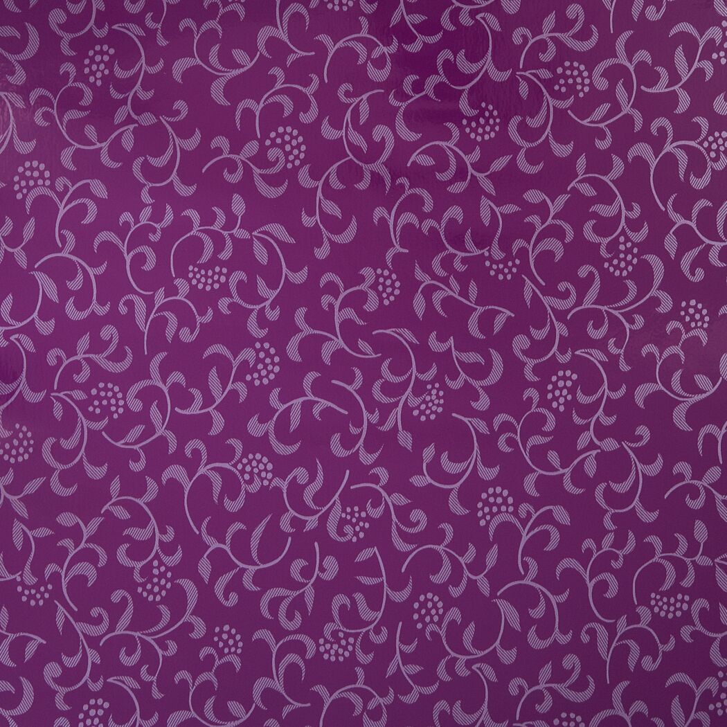 Violette Klebefolie mit hellviolettem Rankenmuster