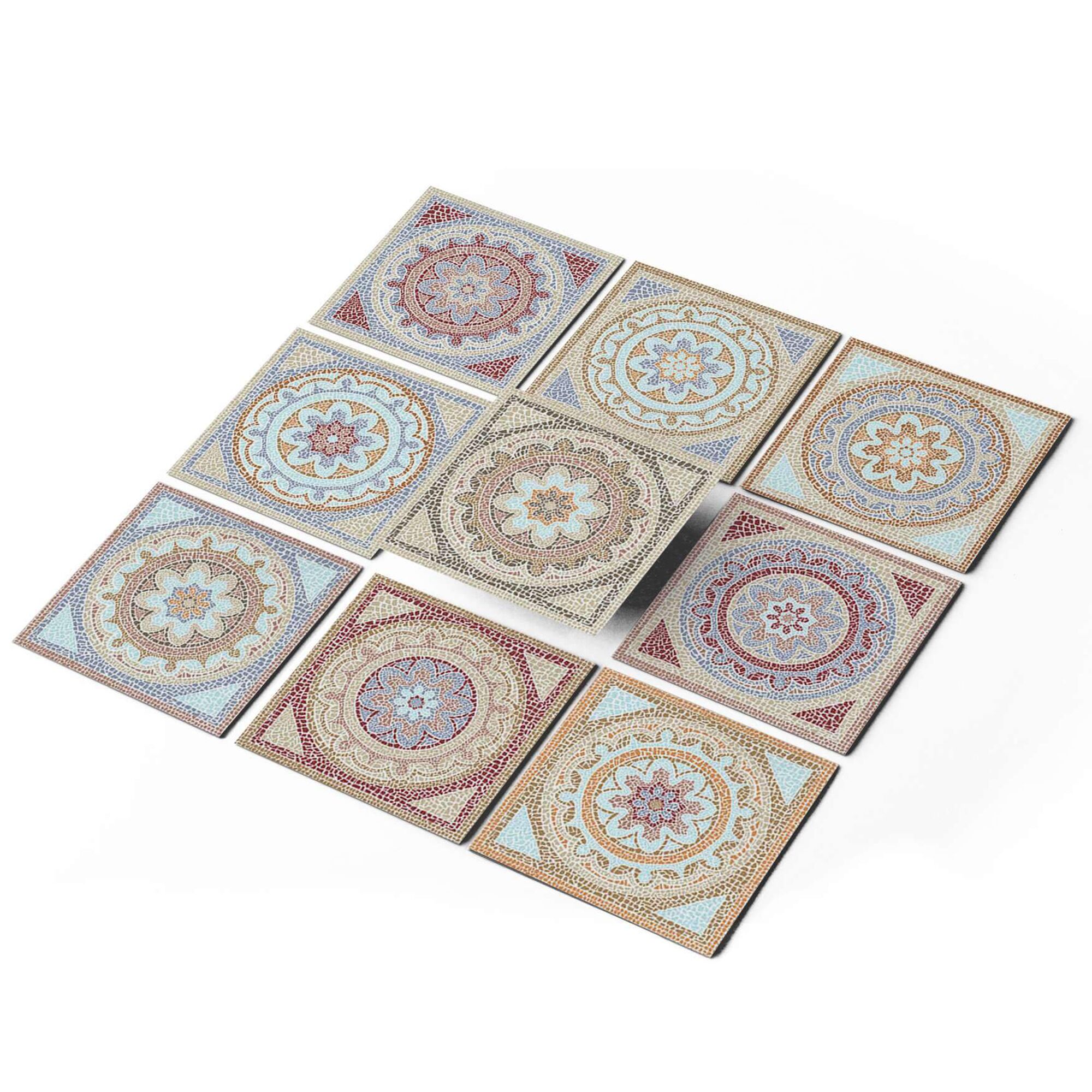 Neun Fliesenaufkleber im Mosaikdesign.