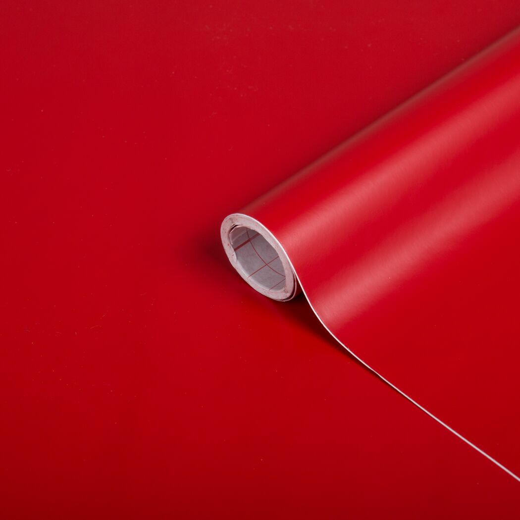 Rote Klebefolie aufgerollt