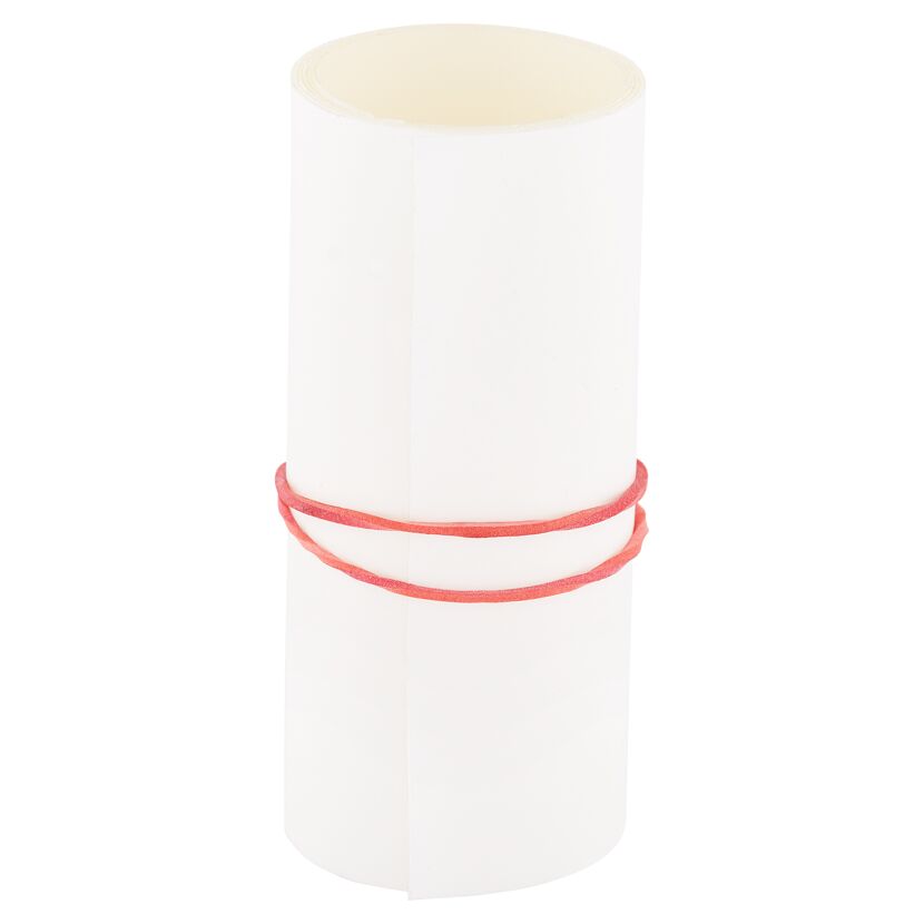 Weiße Klebebandrolle mit rotem Gummiband