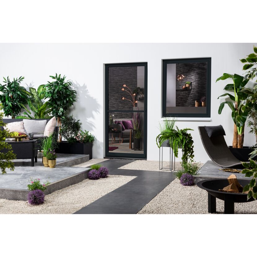 Moderner Garten mit Lounge-Ecke
