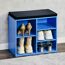 Blauer Schuhschrank mit Schuhen
