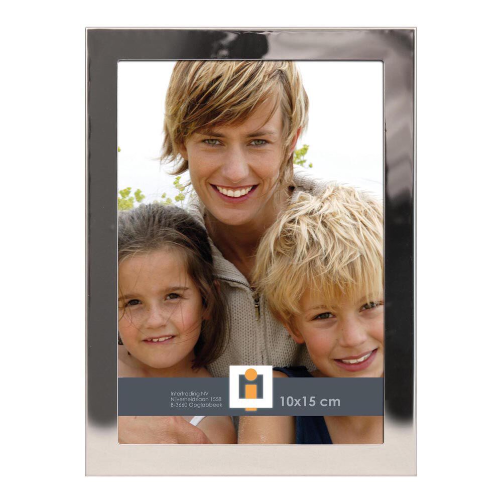 Silberner Metallfotorahmen mit Familienbild