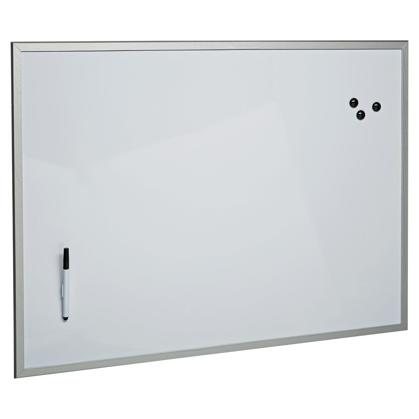 Leere weiße Magnettafel mit einem schwarzen Marker