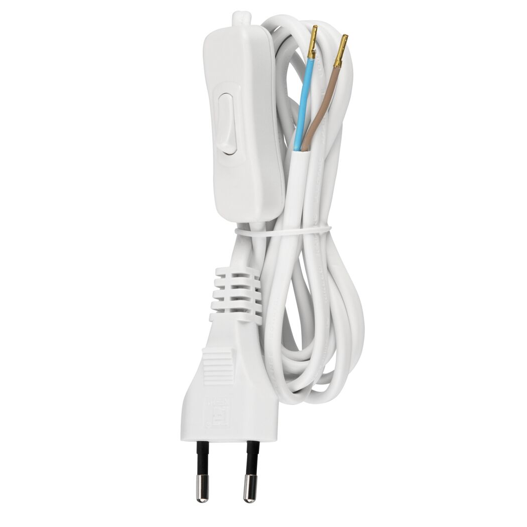 Weiße Eurozuleitung mit Schalter und Stecker