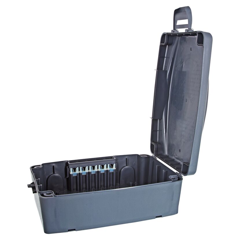 Offene graue Kabelbox
